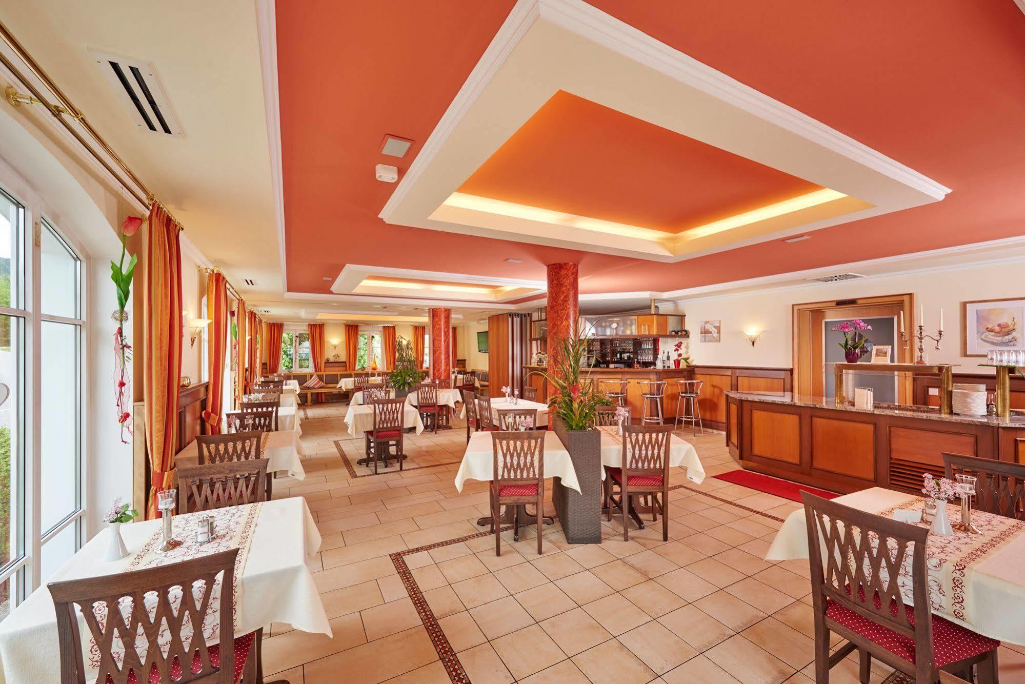 Akzent Hotel Bayerwald-Residenz Neukirchen  Exterior foto